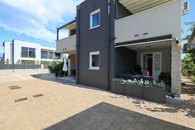 Au&szlig;en, Villa Rocky mit beheizten und Baby-Pools, Zaton, Dalmatien, Kroatien Zaton (Nin)