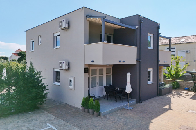 Au&szlig;en, Villa Rocky mit beheizten und Baby-Pools, Zaton, Dalmatien, Kroatien Zaton (Nin)
