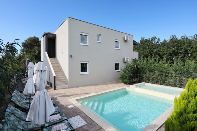 Au&szlig;en, Villa Rocky mit beheizten und Baby-Pools, Zaton, Dalmatien, Kroatien Zaton (Nin)