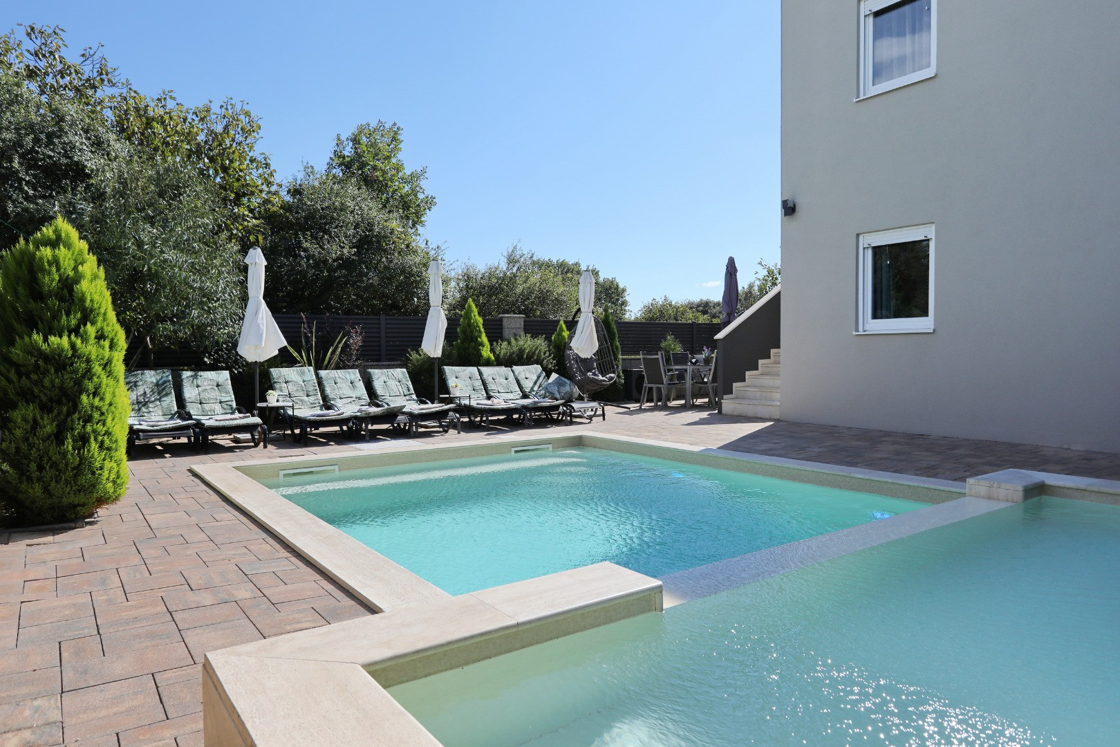 Modernly furnished "Villa Rocky" in Zaton - Relaxation in a peaceful environment for the whole family, Villa Rocky with heated and baby pools, Zaton, Dalmatia, Croatia Zaton (Nin)
